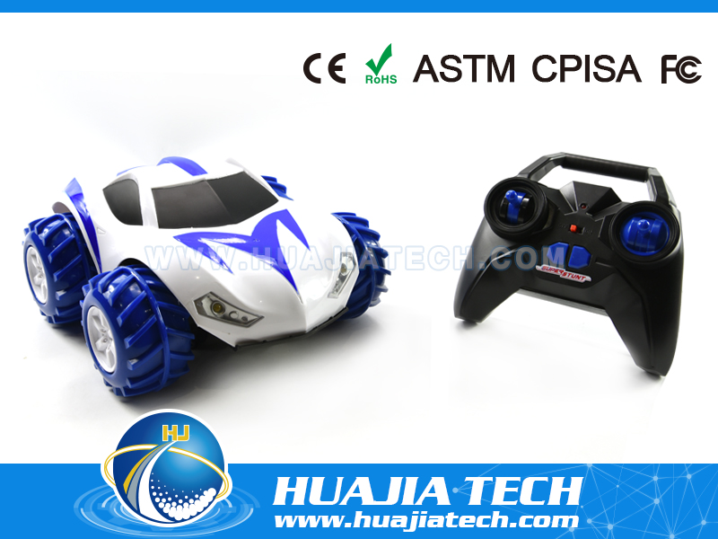 RC1172 - 2.4 GHz RC Amphibious Car